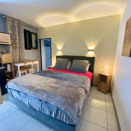 Hostal 170 Room 15 Service Appartement Le Tampon Exterior foto